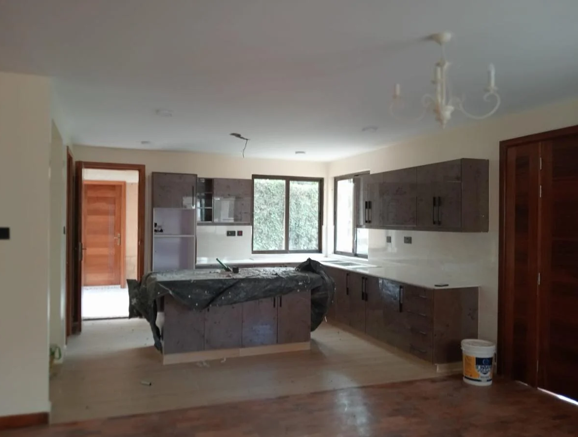 4 Bedroom House to let in Karen