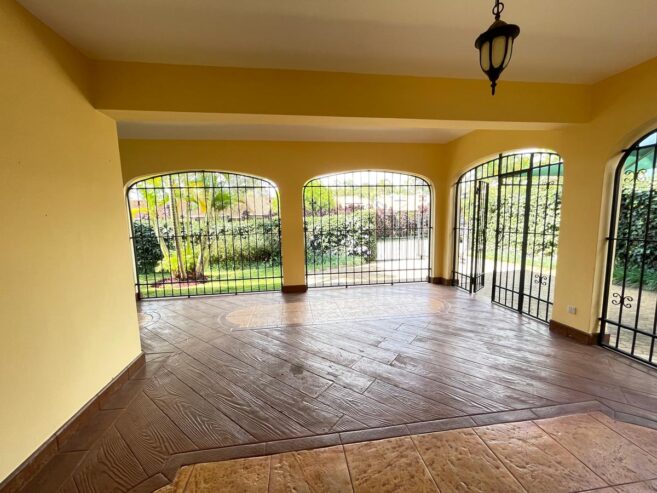 4 Bedroom House to let in Spring Valley