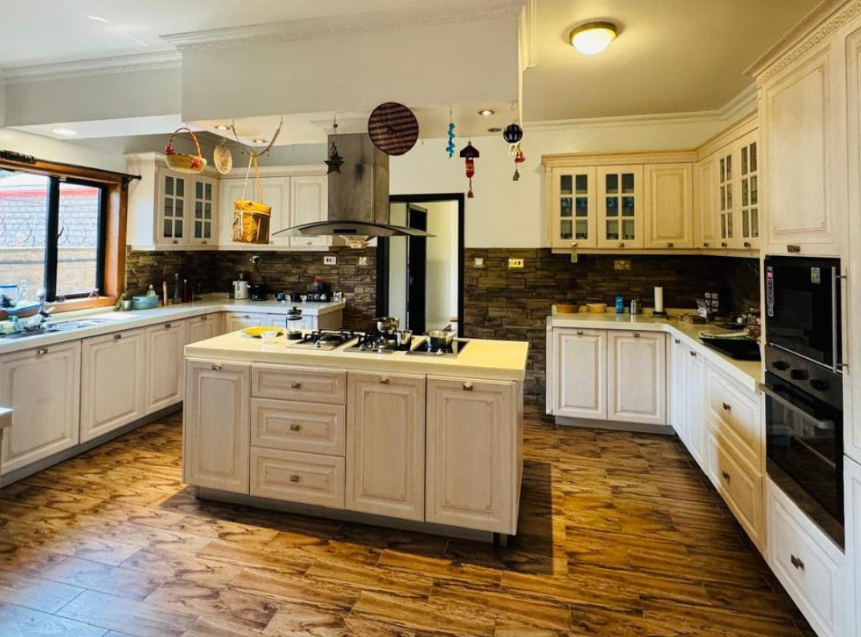 5 Bedroom Townhouse to Let in Lavington