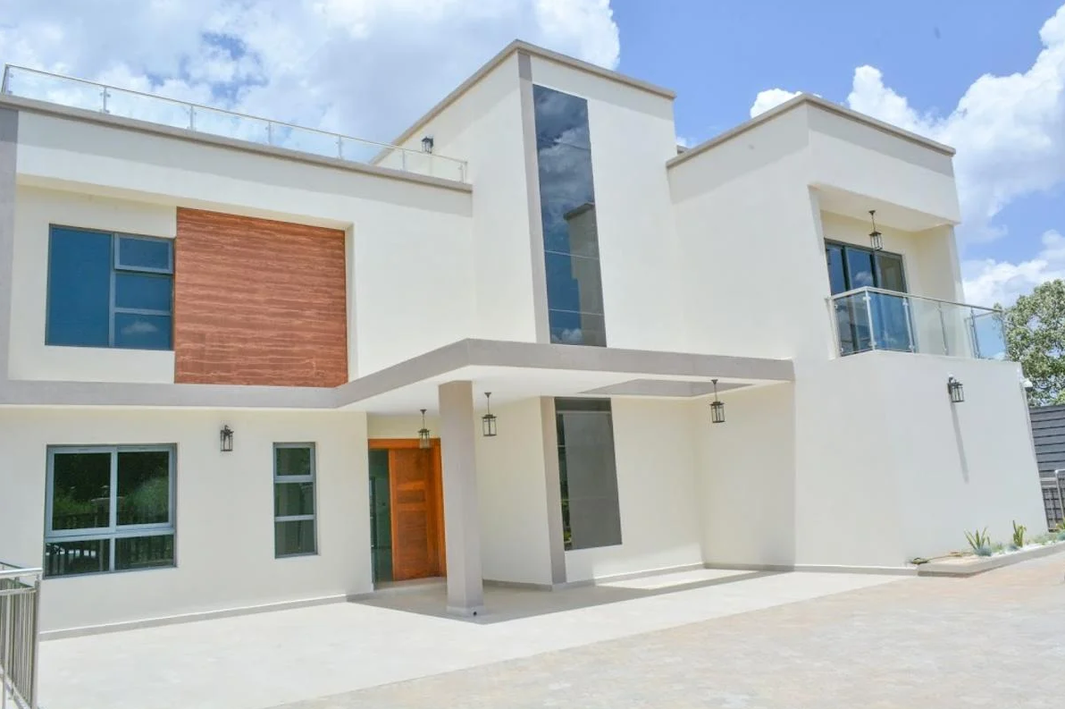 6 Bedroom House To Let in Tatu City