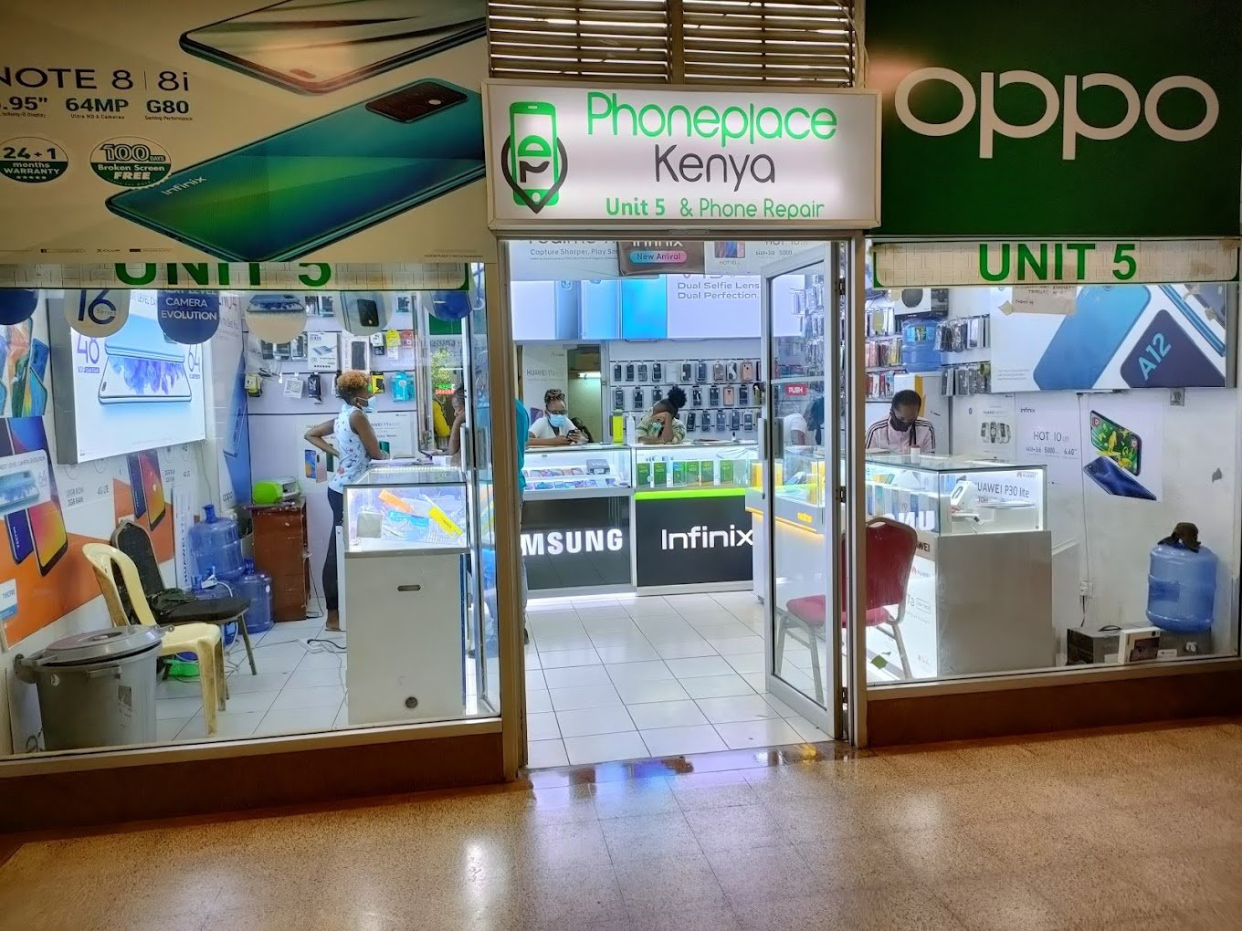 Cell Phone Store in Nairobi CBD