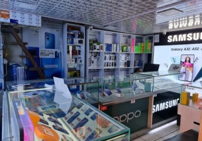 Cell-phone-store-in-Nairobi0