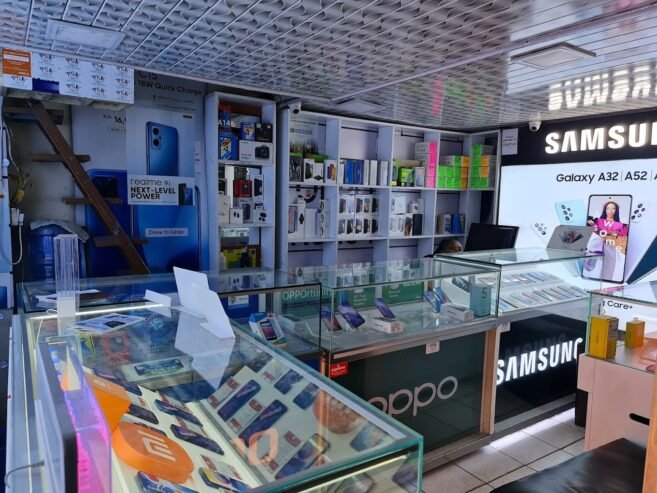 Cell Phone Store in Nairobi CBD