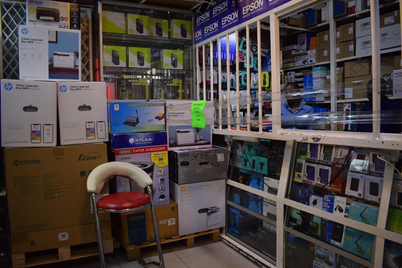 Computer Shop in Nairobi, Biashara Street