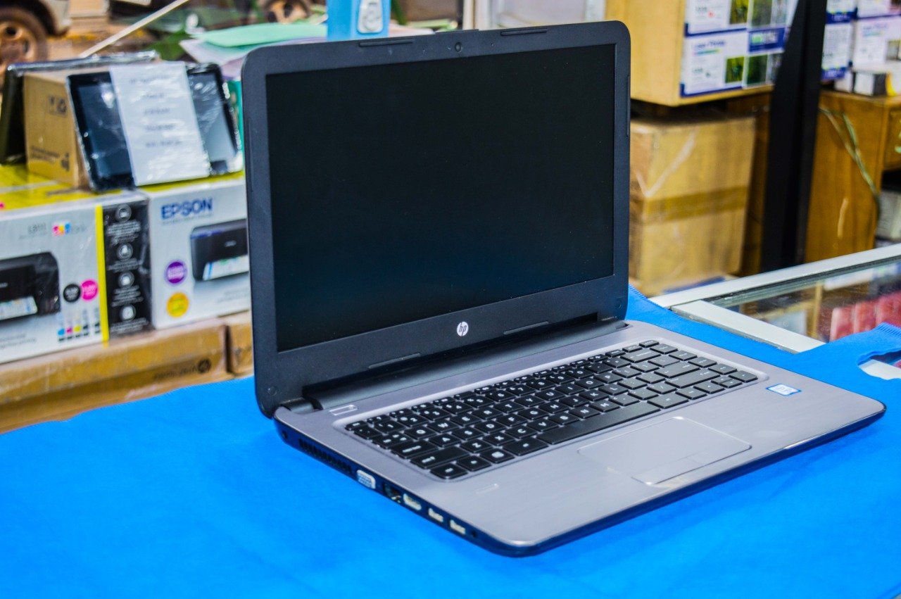 Computer Seller in Nairobi CBD