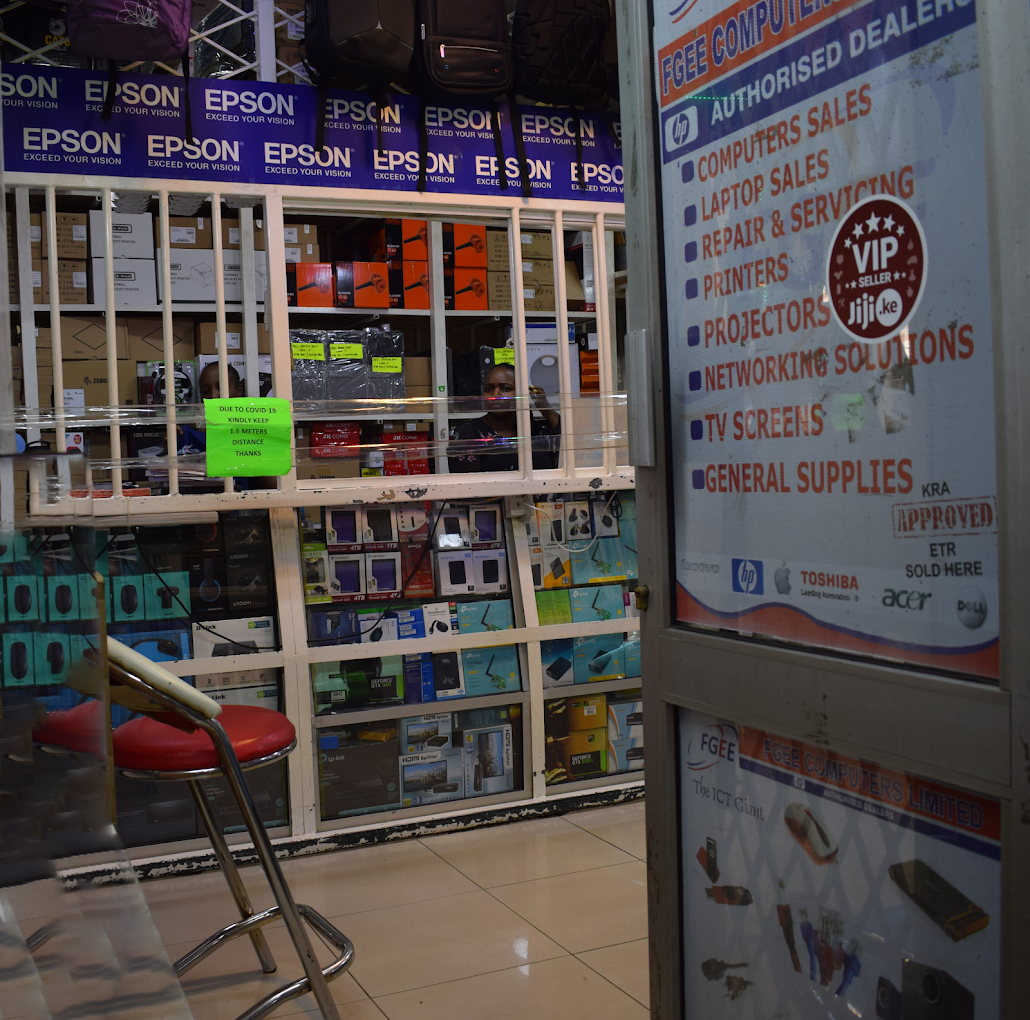 Computer Shop in Nairobi, Biashara Street