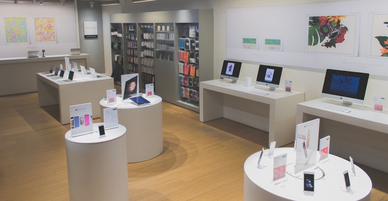 Apple Premium Reseller at Sarit Center