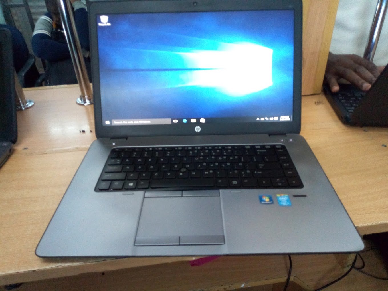 Computer store in Nairobi, Moi Avenue