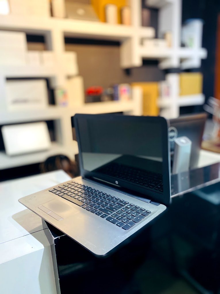 Apple Gadgets Shop in Nairobi CBD