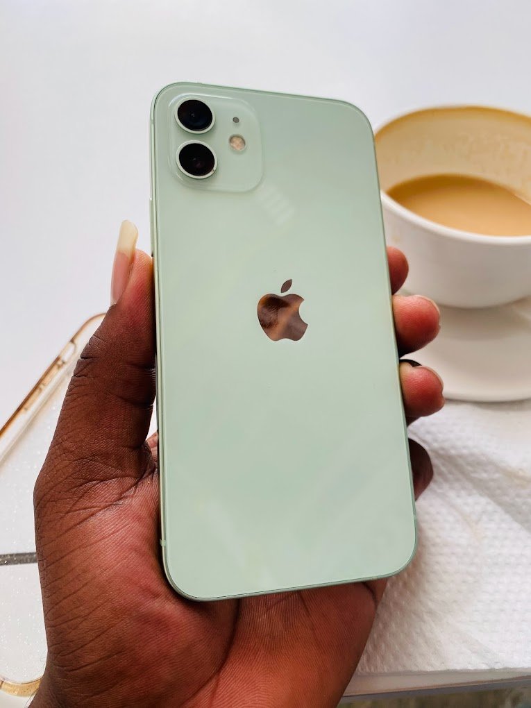 Apple Gadgets Shop in Nairobi CBD