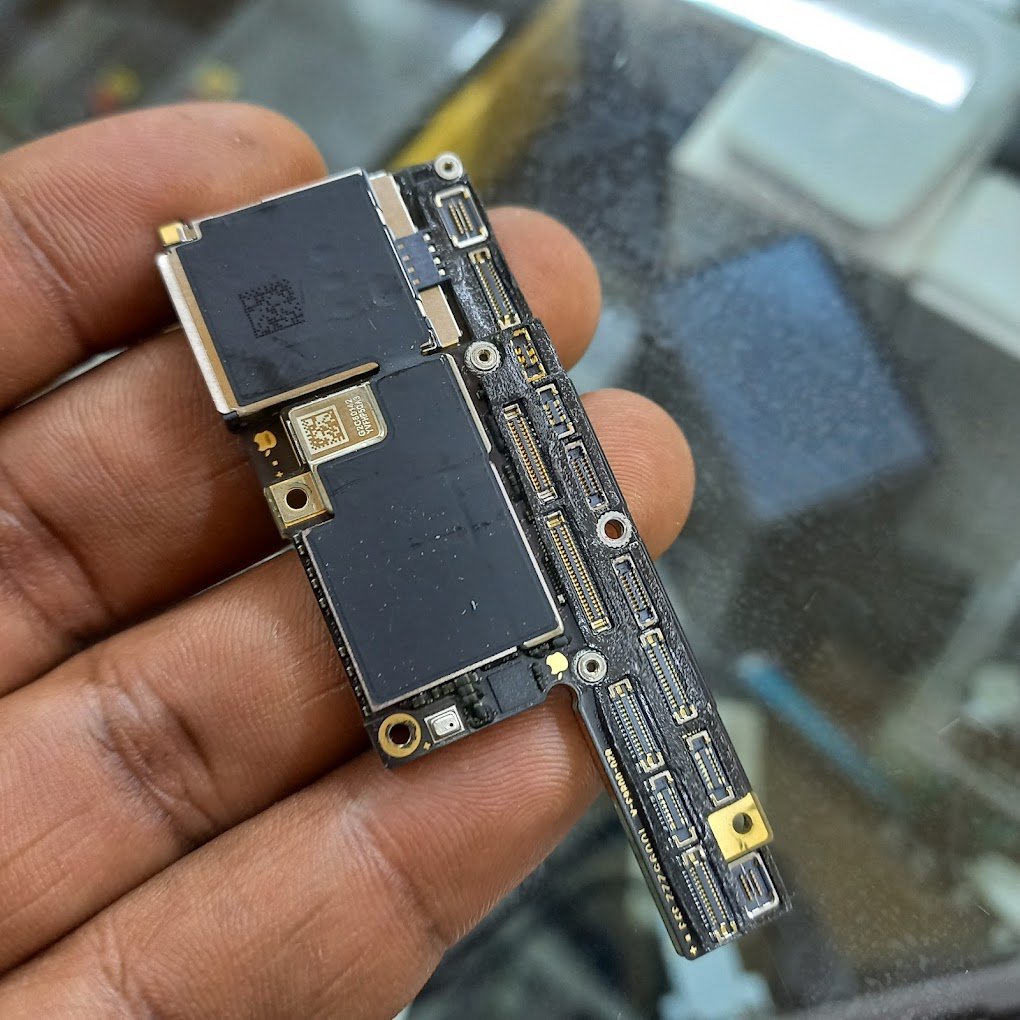 iPhone Repair Shop in Nairobi, Parklands